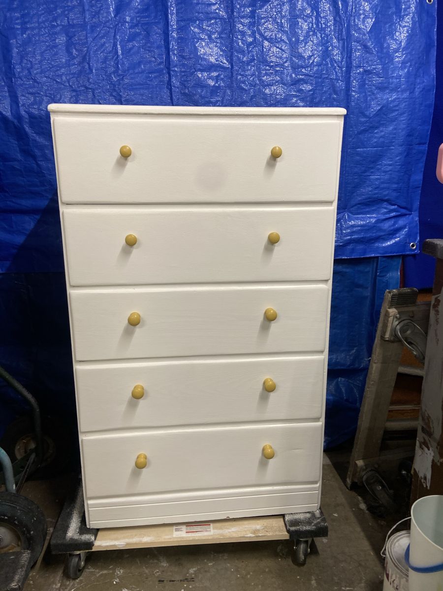 Nice 5 Drawer White Wooden Dresser