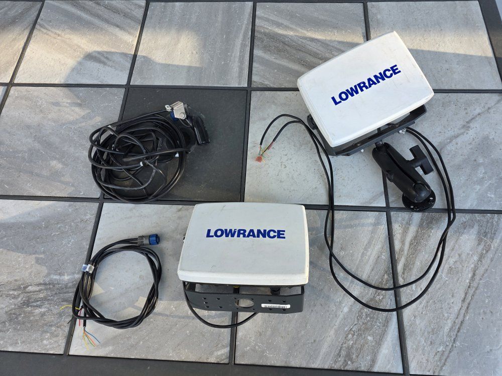 Lowrance HDS 7 gps combo fish finders