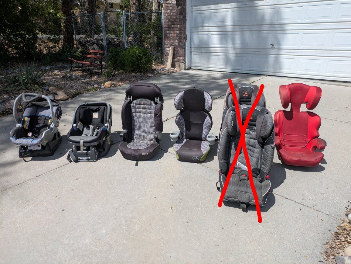 Car Seats Car Seats Car Seats!!! For cheap!