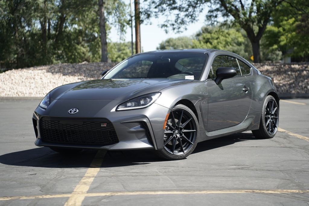 2024 Toyota GR86 Premium