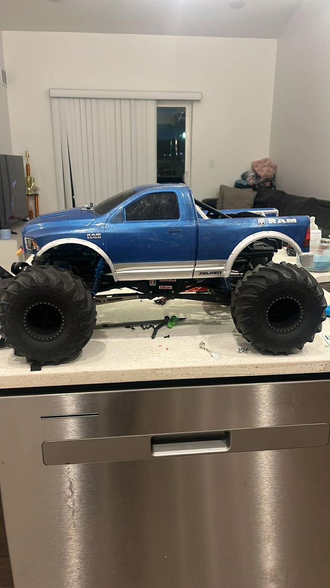 Brushless Axial SMT10