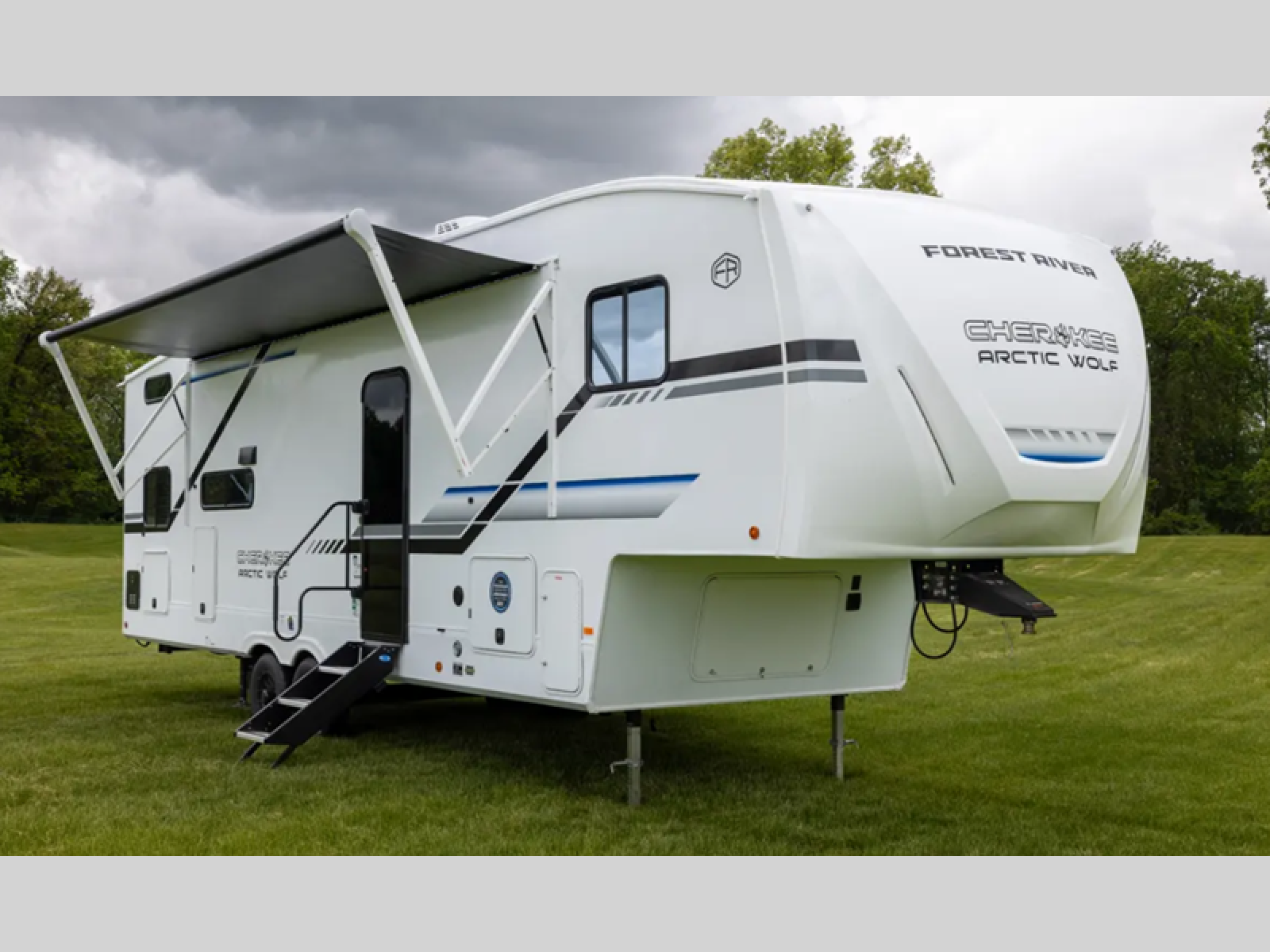 New 2026 Forest River RV Cherokee Arctic Wolf 285OPT