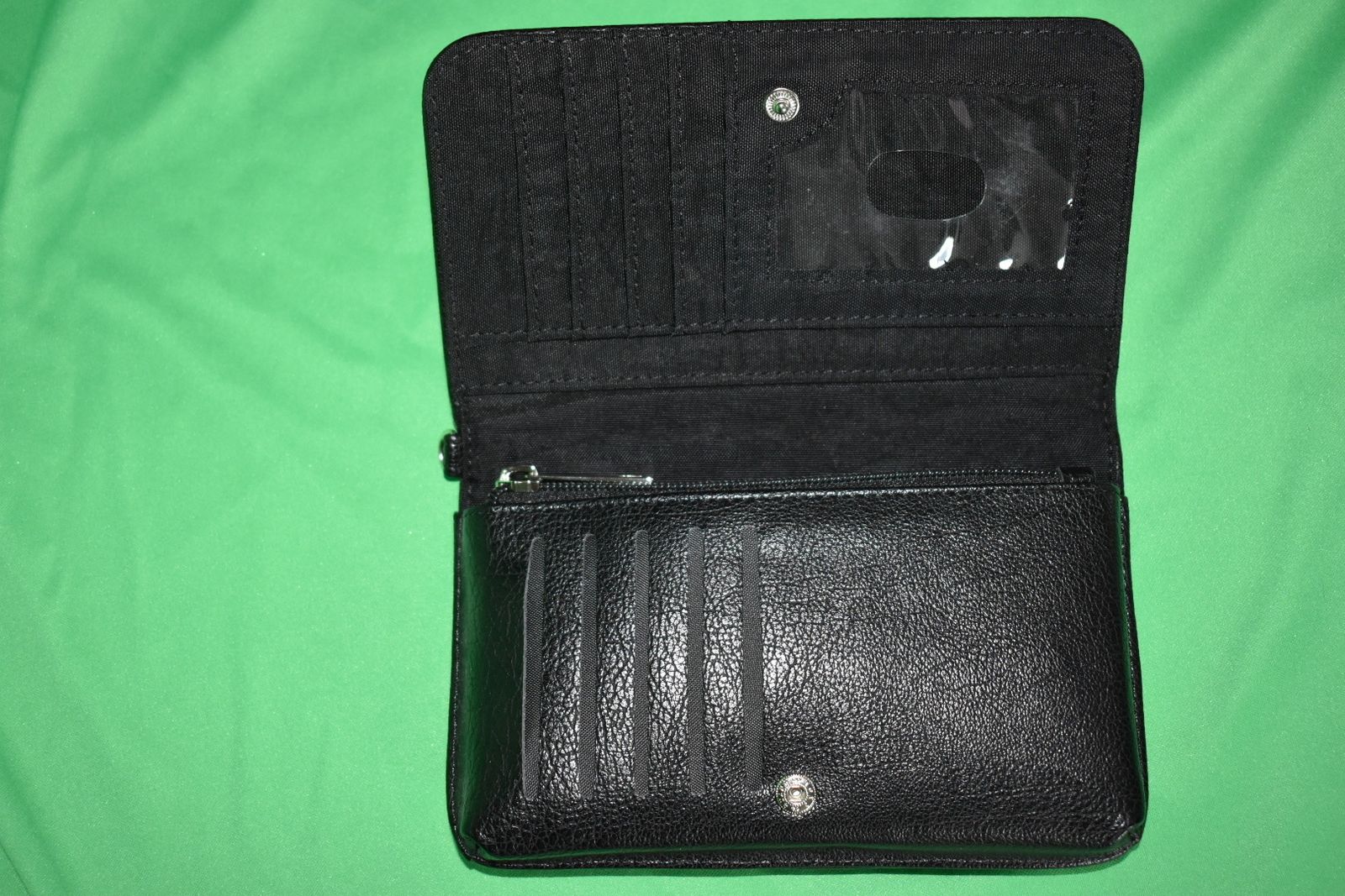 Main image 8