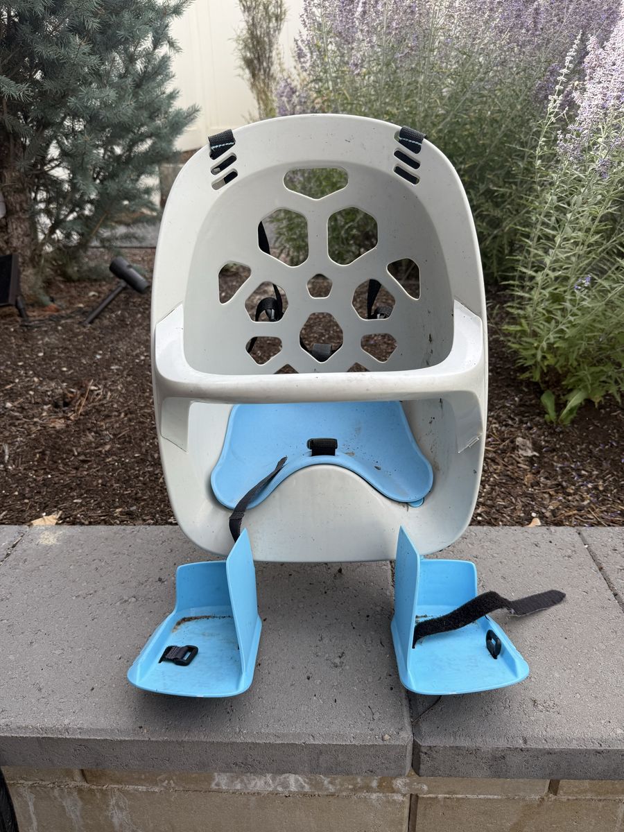 Bell Child Bicycle Seat Front Mount White and Blue with Footrests