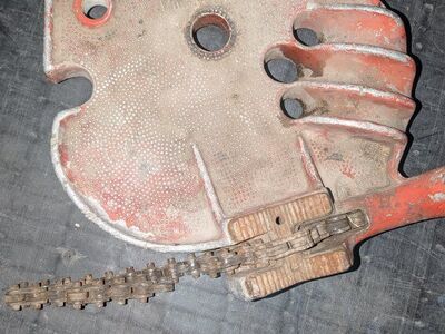 Gas pipe threading gear