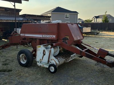 Hesston 4600 Square Baler - Used Farm Hay Baler Equipment