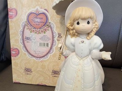 Precious Moments Figurine – Always Victorian (1998) – With Box