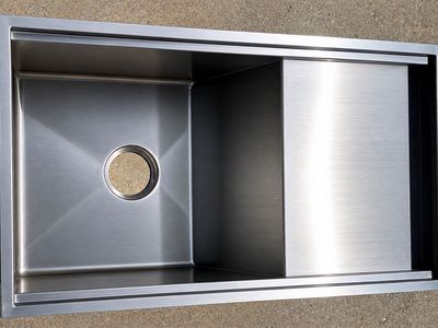 Stainless Steel Undermount Kitchen Sink