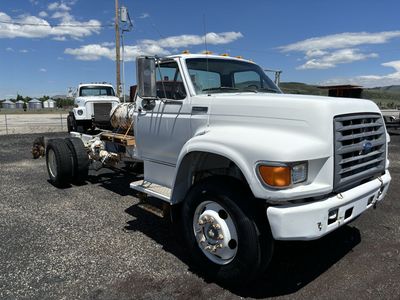 Ford F-750 Truck
