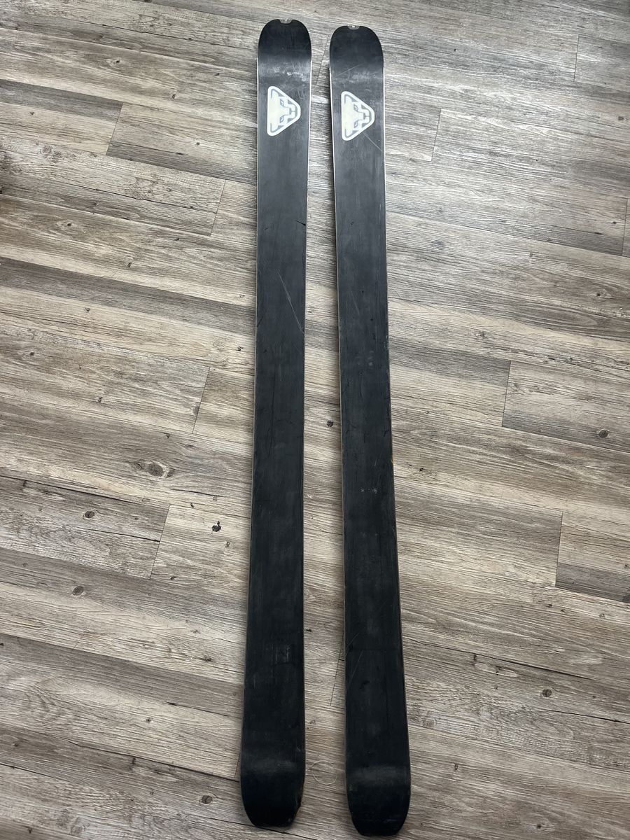Dynafit Stoke Skis