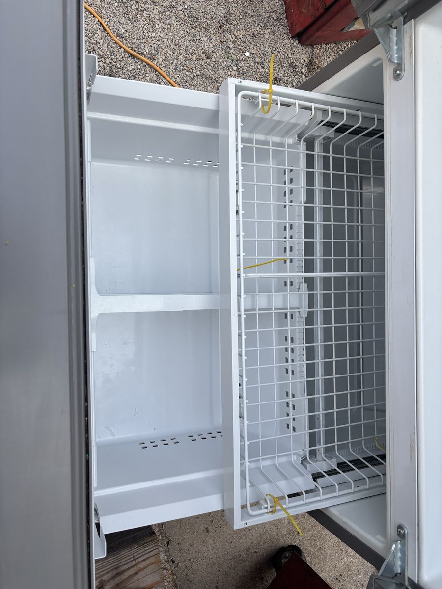 Main image 7