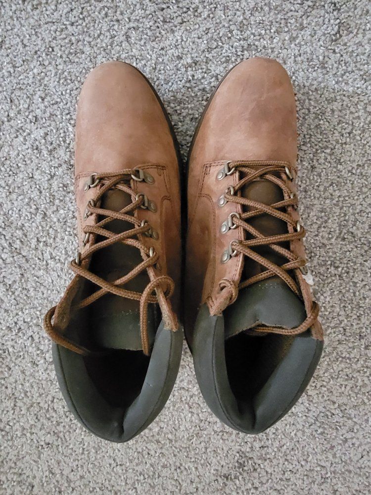 North Pass Men's Brown Leather Hiking Boots Size 11 - New with Tags, Durable Outsole