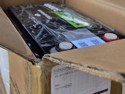 12V 320Ah LiFePO4 Battery Lithium Rechargeable with Bluetooth 200A BMS, Brand New still in the box