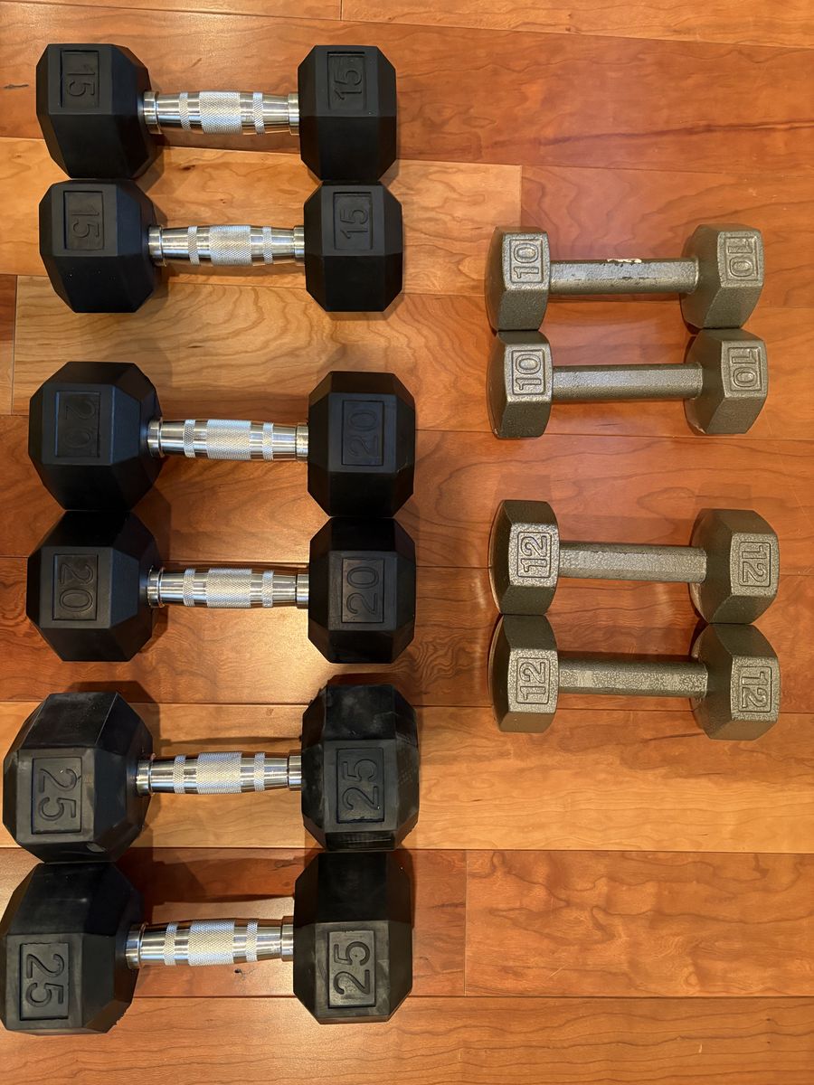 Dumbell rubber coated weights 25,20,15,12,10 lb set