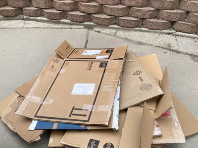 Free moving boxes