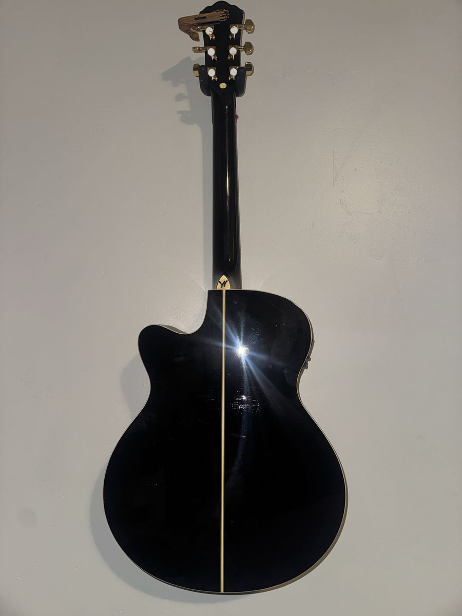 Main image 11