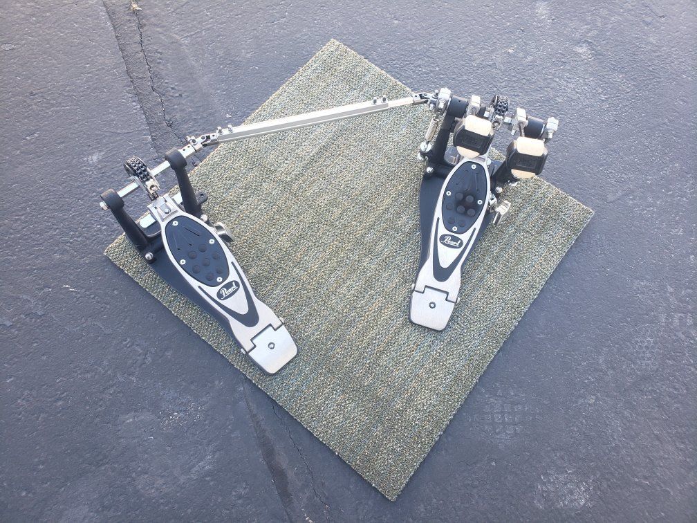 PEARL ELIMINATOR DOUBLE BASS PEDAL