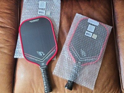 NEW - OFFICIAL PARROT NFL Pickleball Paddle Toray T700 carbon fiber - Arizona Cardinals MSRP $199