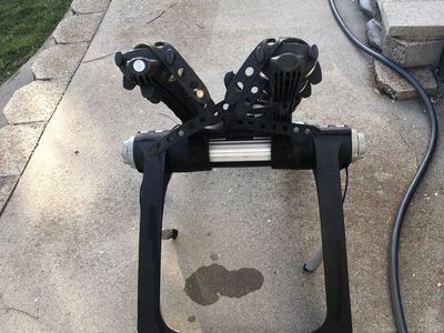 THULE RACEWAY 3 Bike Trunk Mount