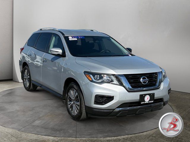 2017 Nissan Pathfinder S