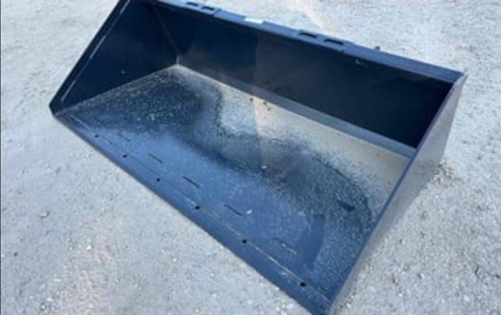 72 inch skid steer bucket