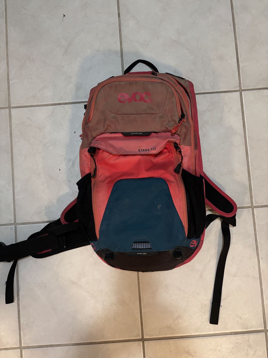 Evoc Stage 12 Hydration Pack