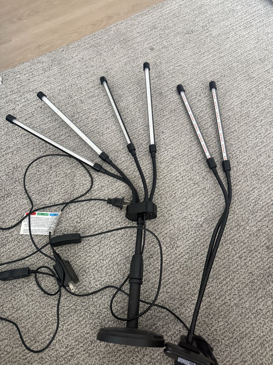 LED grow lights (2)