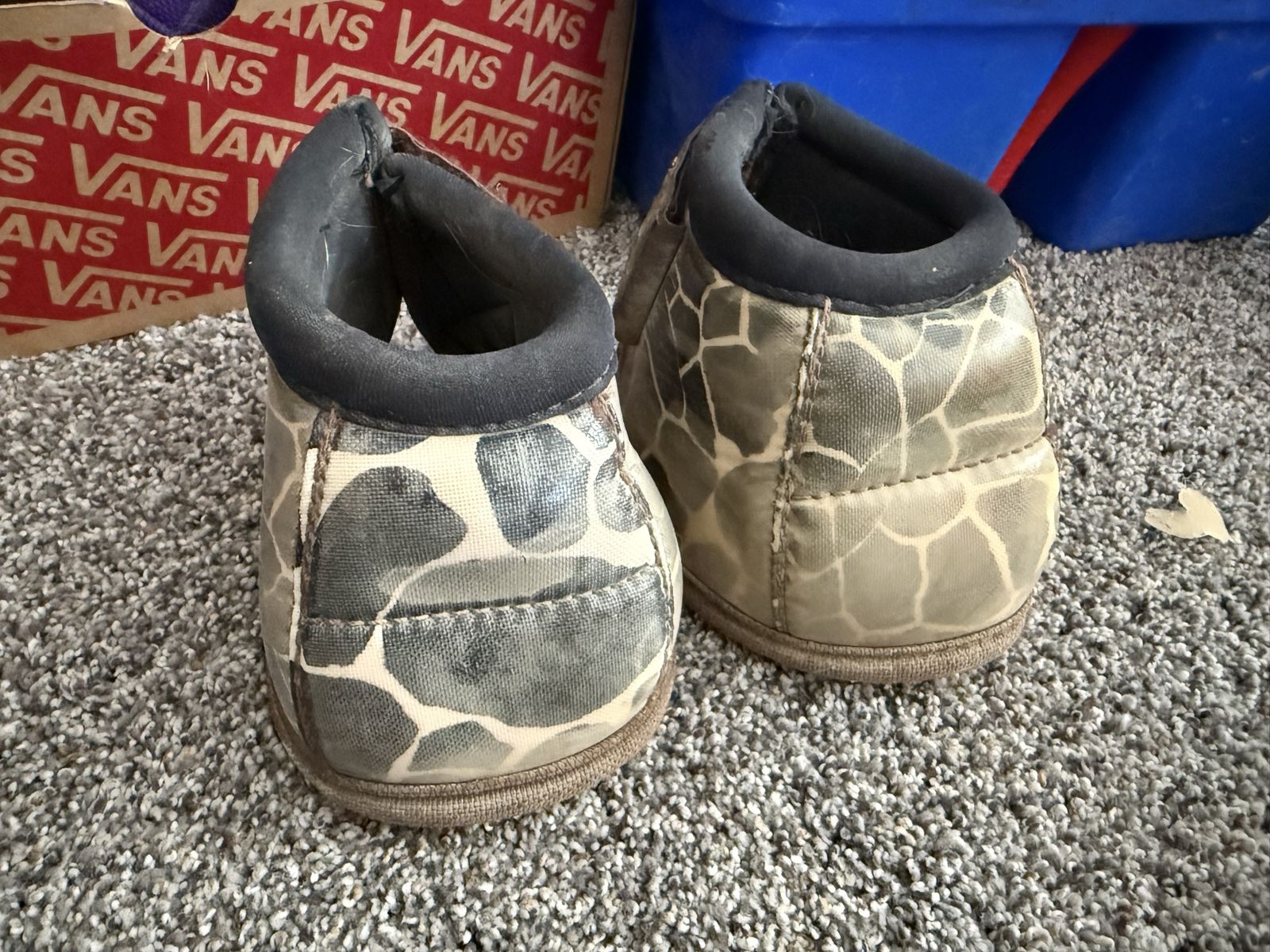 Bell boots