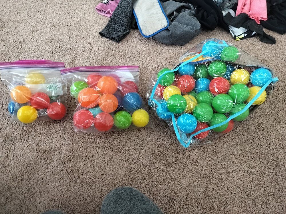 ball pit balls