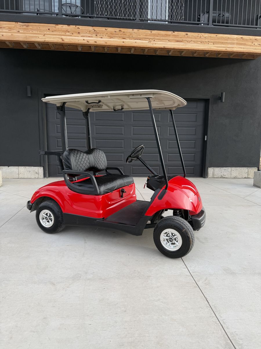 2010 Yamaha gas Golf Cart