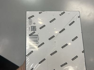 Sealed 2025 Panini Mosaic Football Trading Cards