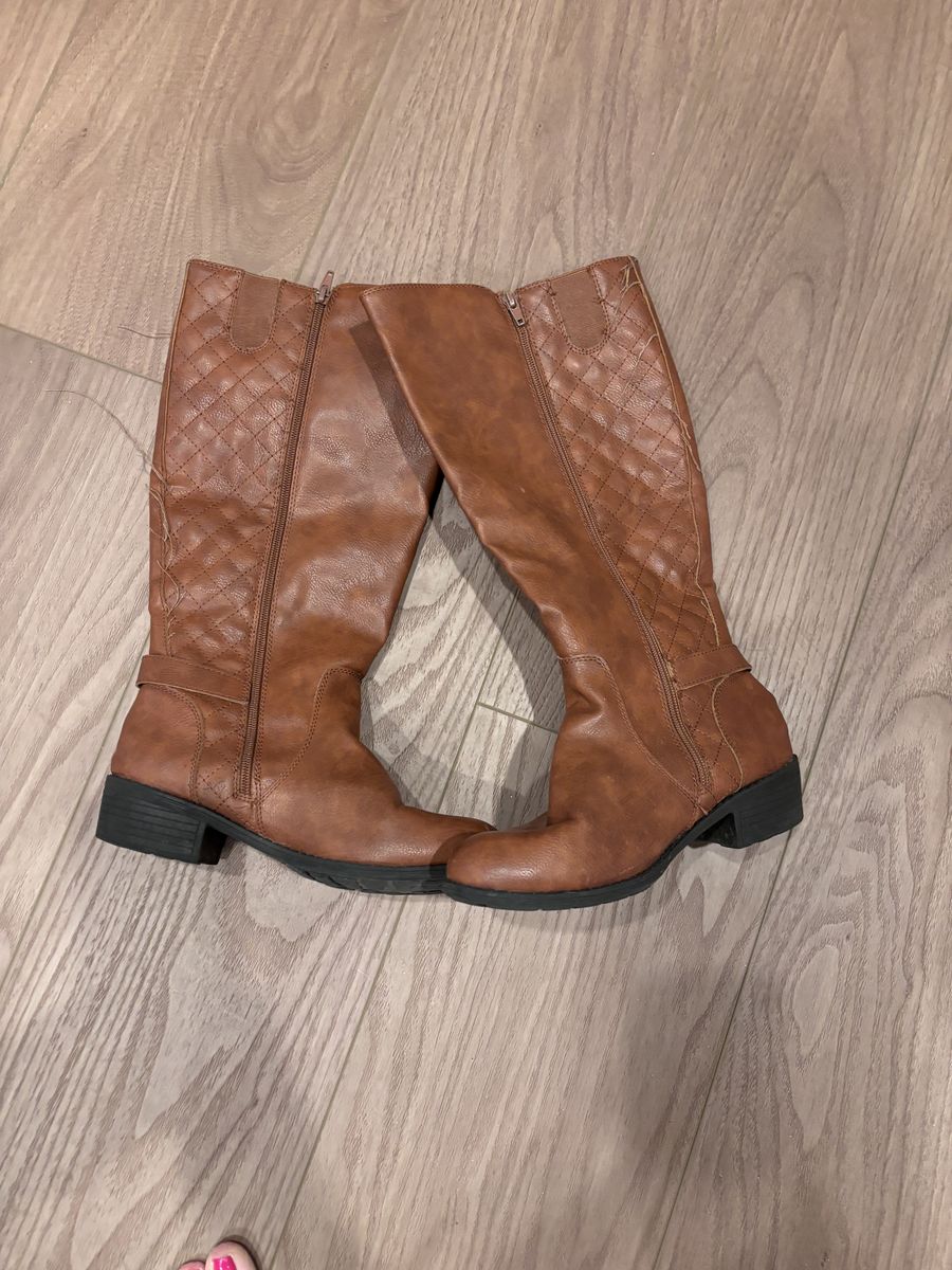 Women’s Brown  Boots Size 8 1/2