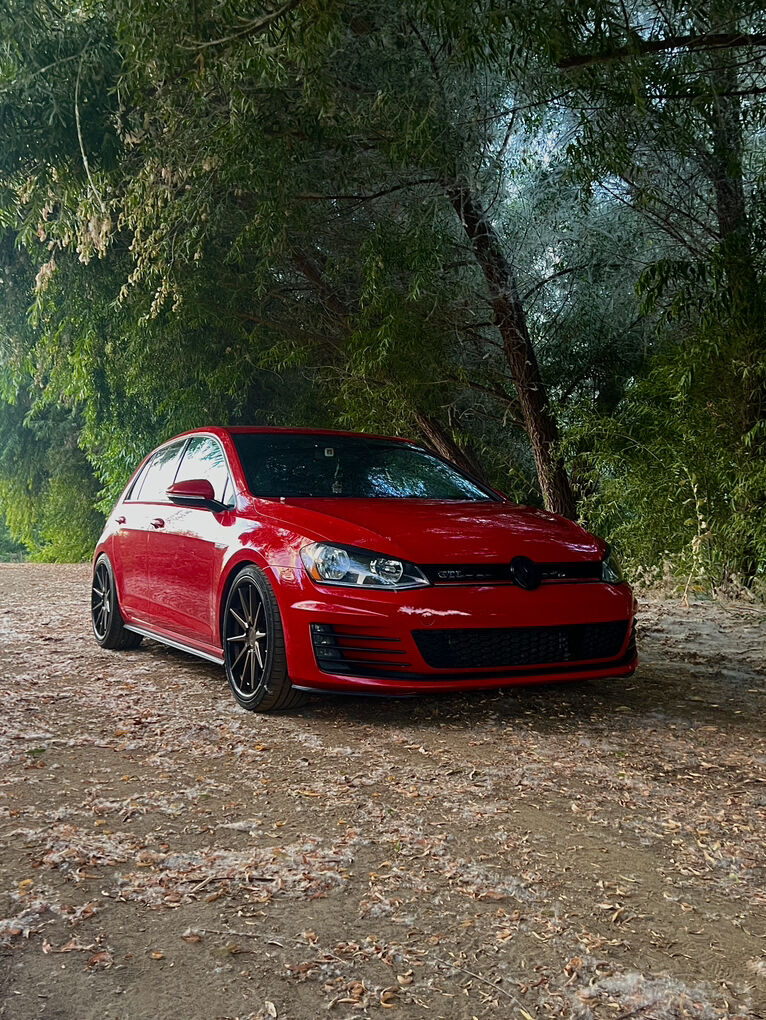 2016 Volkswagen Golf GTI 