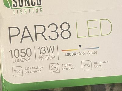 10 Sunco light bulbs (cool white 4000k) spot light, temp 4000k cool white, flood light