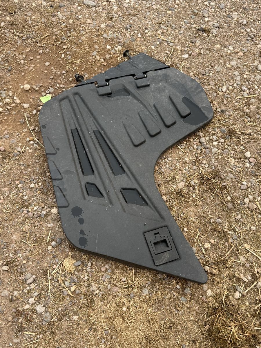 Main image 7