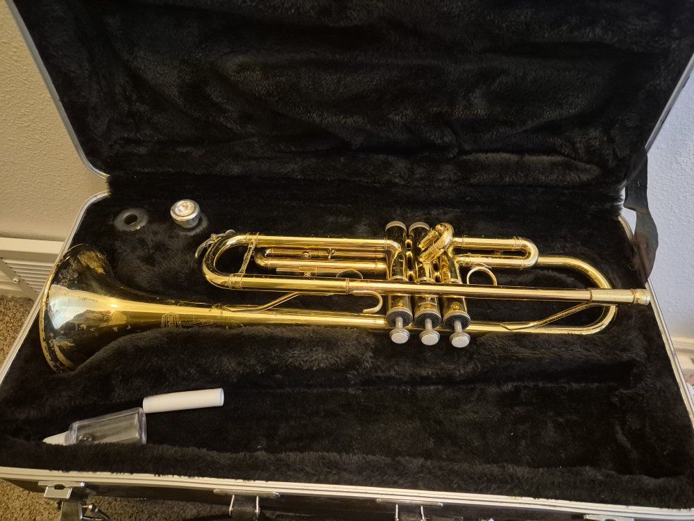 Bundy Trumpet with Guarantee 