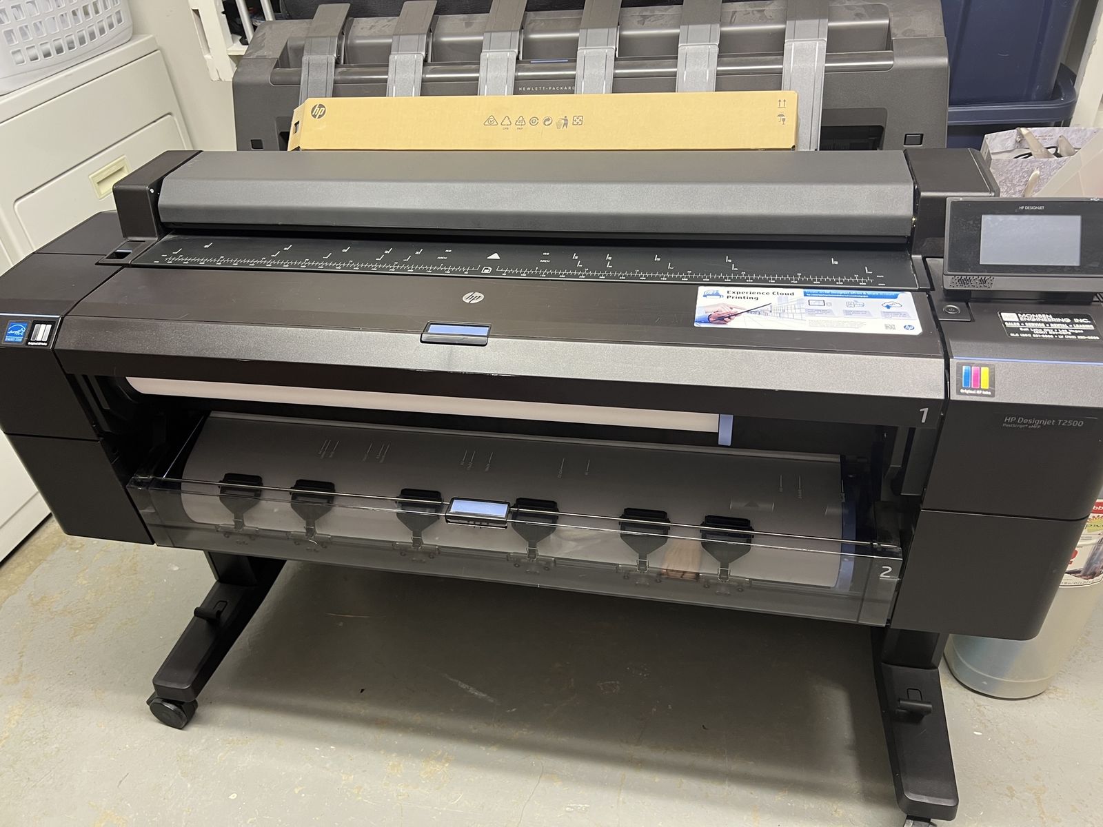 HP Designjet T2500 (CR359A)