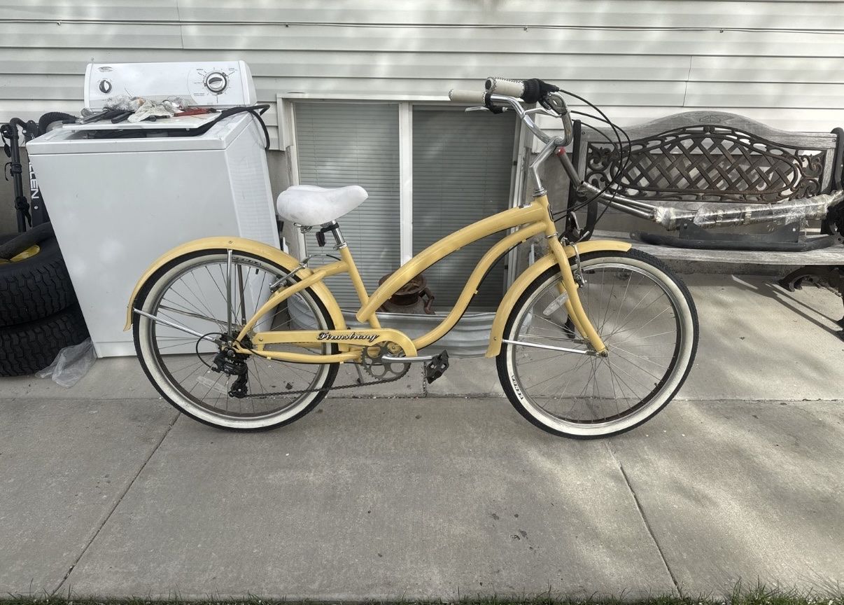 Firmstrong Women’s Cruiser Bike