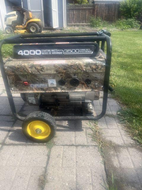 4000W/3500W Champion Generator