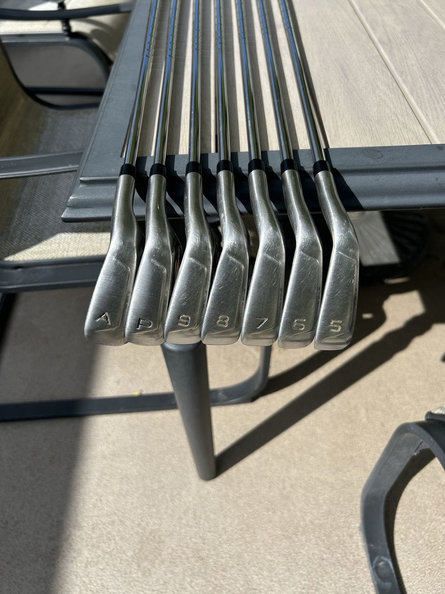 Adams Idea Iron Set 5-AW– KBS Max Regular Flex – Great Condition