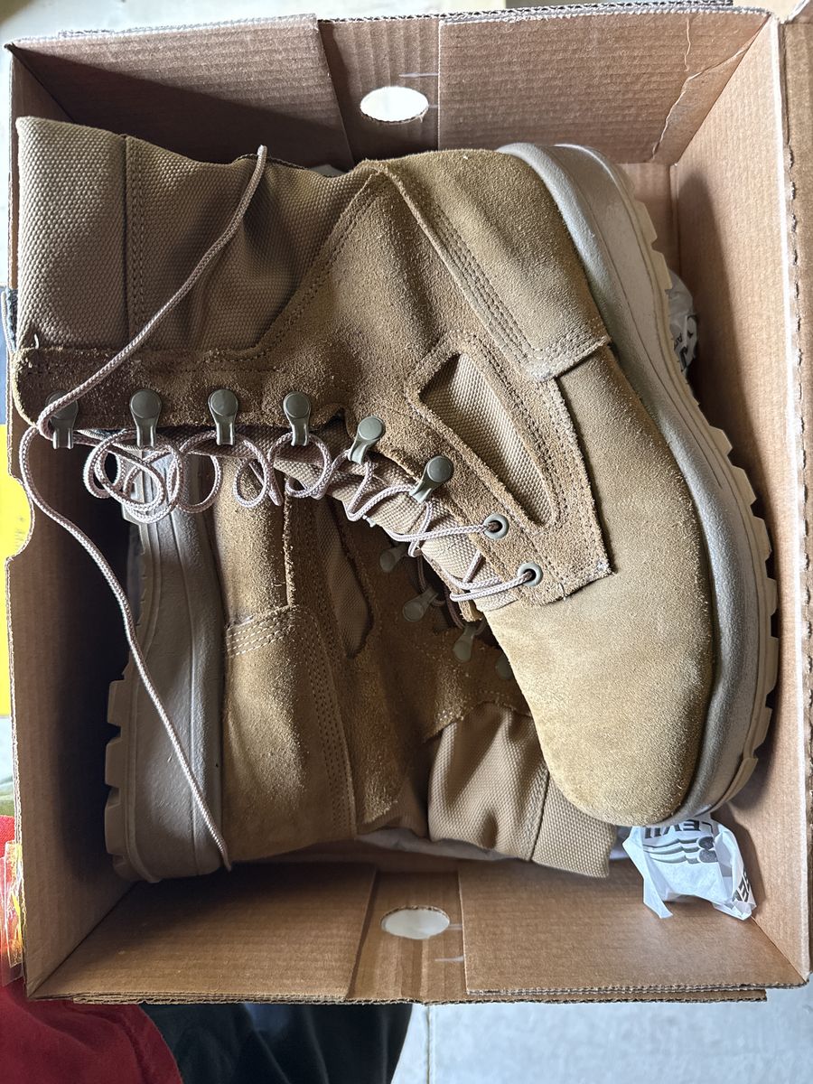 Mens Tan Combat Boots Belleville Size 9 Wide Fit