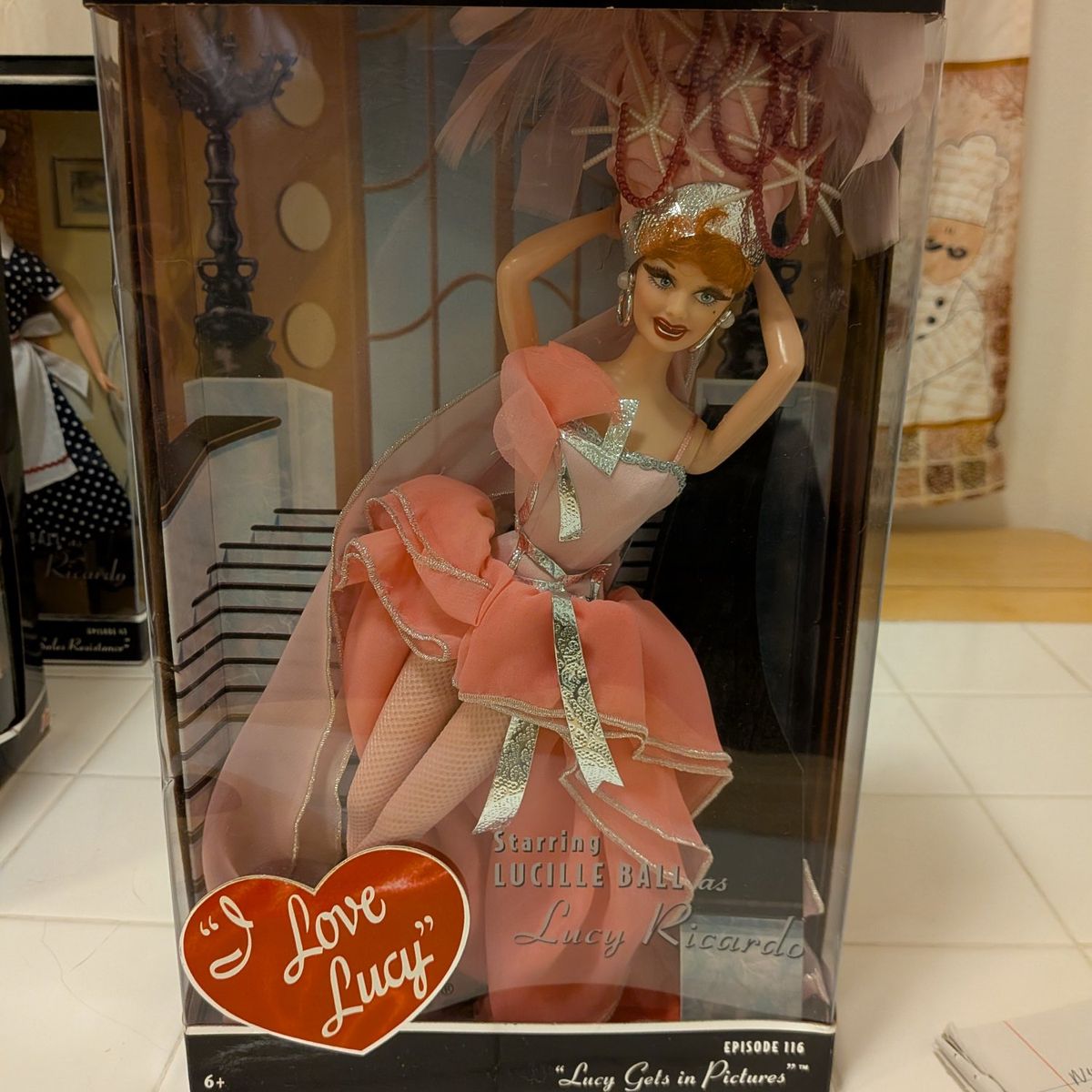 I love Lucy, episode 116, Lucy gets in pictures