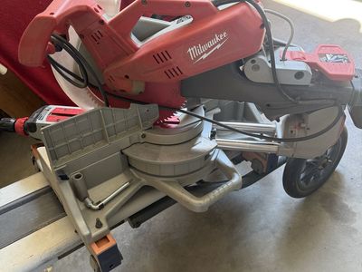 Milwaukee 12-Inch Sliding Compound Miter Saw (Model 6955-20) with Ridgid Stand