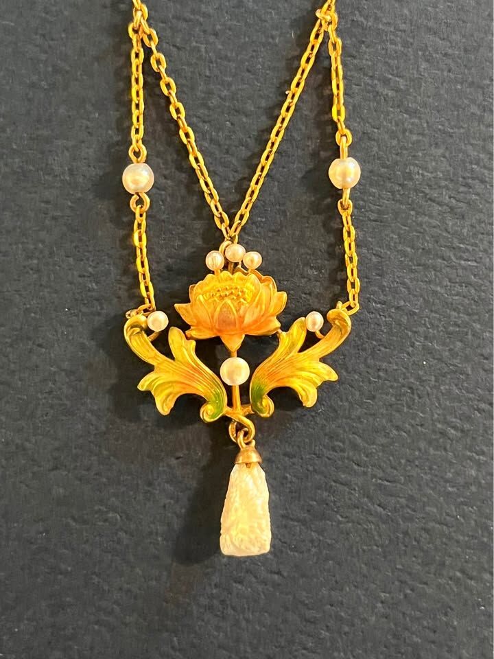Antique Gold/Pearl Art Nouveau Necklace