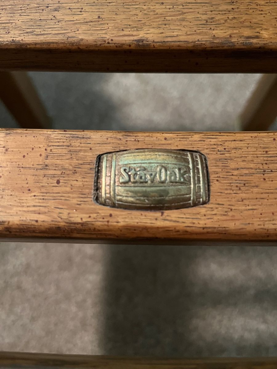 STAV Oak End/Side Table