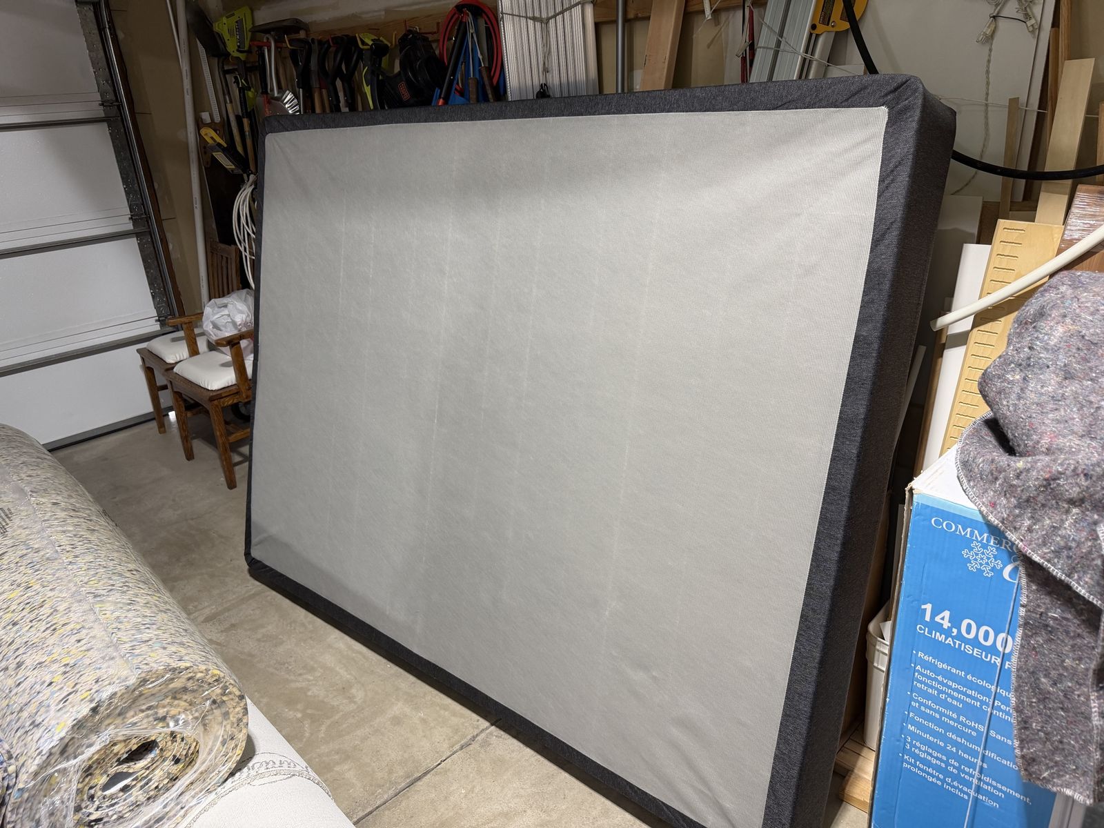 Queen Box Spring - Like new - FREE