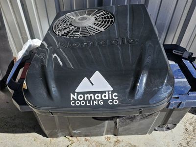 Nomadic Cooling Co. 12V 3000-S Rooftop Air Conditioner