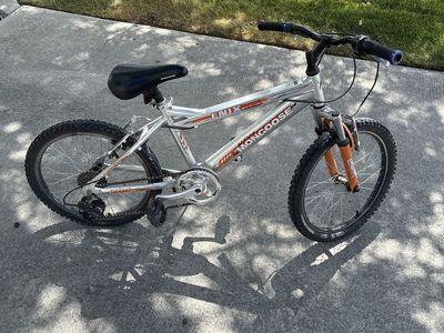 Mongoose kids mountain bike