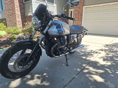2015 Moto Guzzi V7 Special