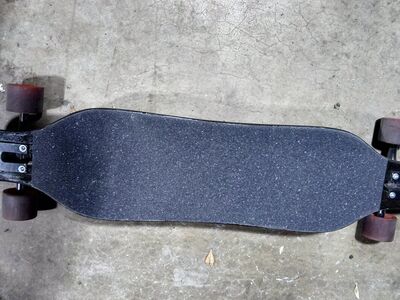Longboard 28 x 9 deck with new grip top tape
